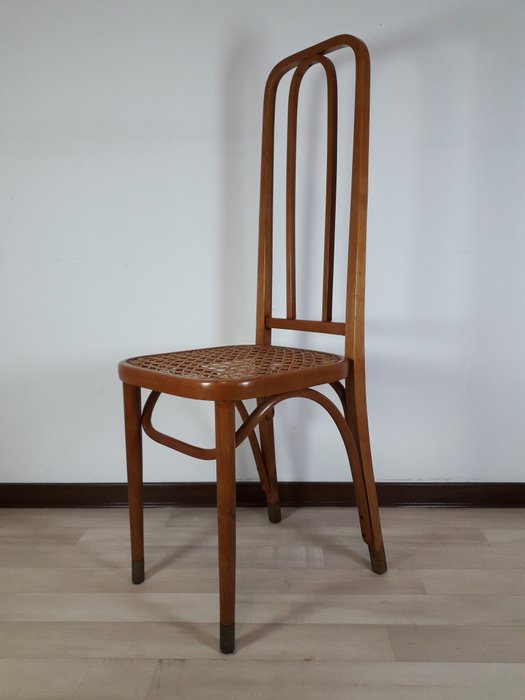 N.°246 Wonder Chair by Antonio Volpe, 1912 - Antonio Volpe - Stuhl - 246 - Buche, Messing