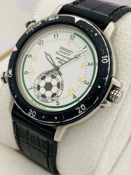 Seiko - Soccer - Chronograph - Sport 150 Timer - 8M32 801B - Men - 1990-1999  | auctionlab