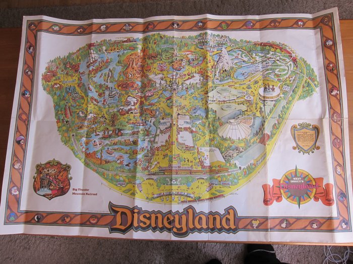 Disneyland Resort Anaheim - 75cm by 110,5cm - Park Map Poster (1979)