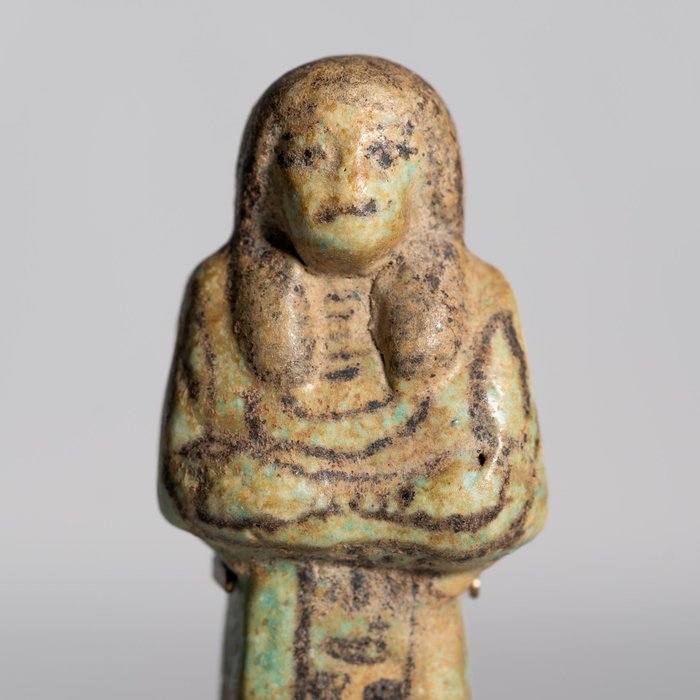 Forntida Egypten, Nya riket Fajansövervakare ushabti av översteprästen "Ramses Night", 12,8 cm - Spansk exportlicens - Shabti