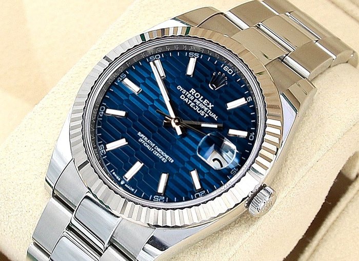 Rolex - Oyster Perpetual Datejust 41 'Blue Motif Dial' - Ref. 126334 - Herren - 2011-heute