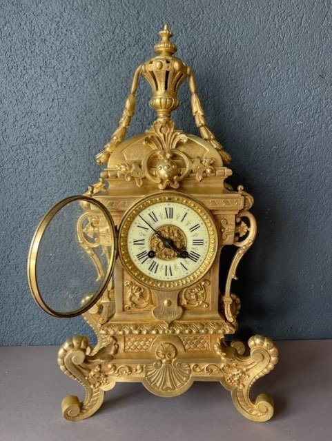 壁炉架时钟 - 洛可可式 - 镀金青铜 - 1850-1900