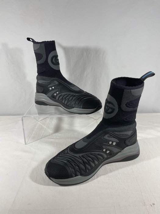 Gucci - Sneaker - Größe: Shoes / EU 39.5