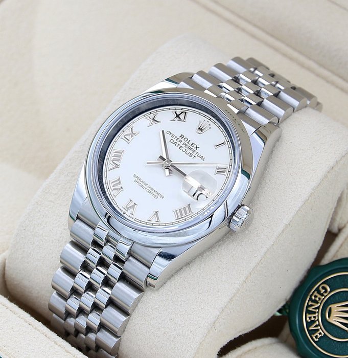 Rolex - 0yster Perpetual Datejust 36 'White Roman Dial' - 126200 - Unisex - 2011-heden