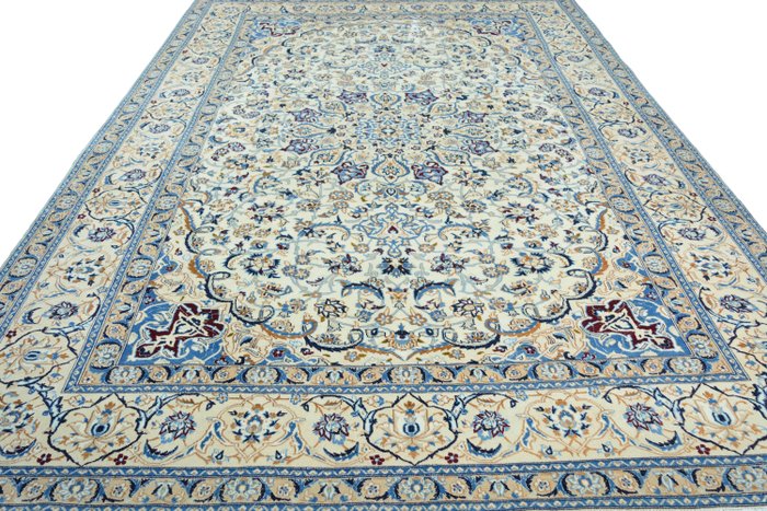 Nain - 非常精緻的地毯，有很多絲綢 - 367 cm - 245 cm