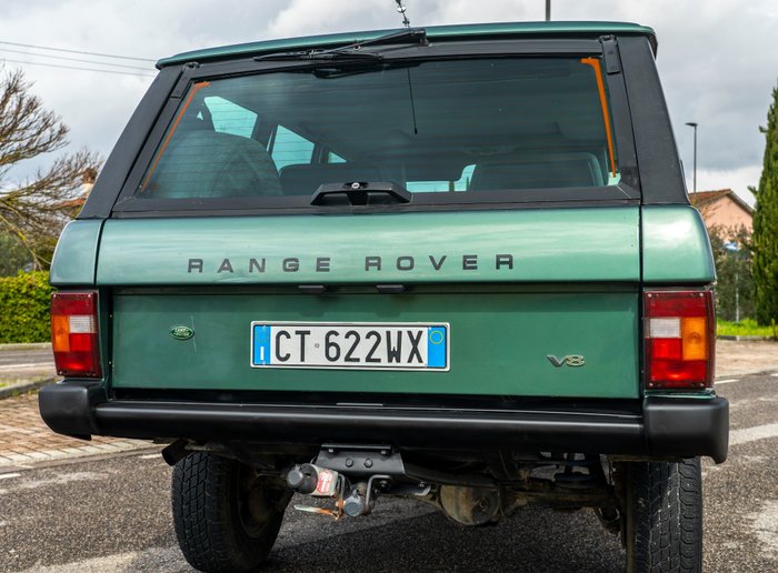 Land Rover - Range Rover 