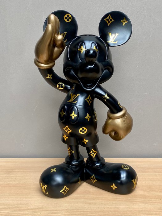 New'Artsy X - Mickey Mouse XXL Louis Vuitton - Catawiki