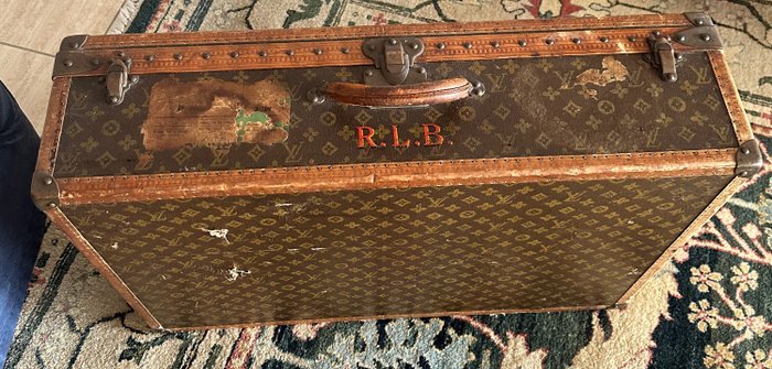 vintage louis vuitton suitcase
