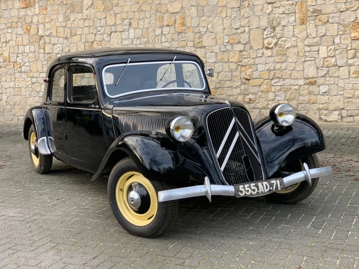 Citroën - Traction Avant 11B - 1952