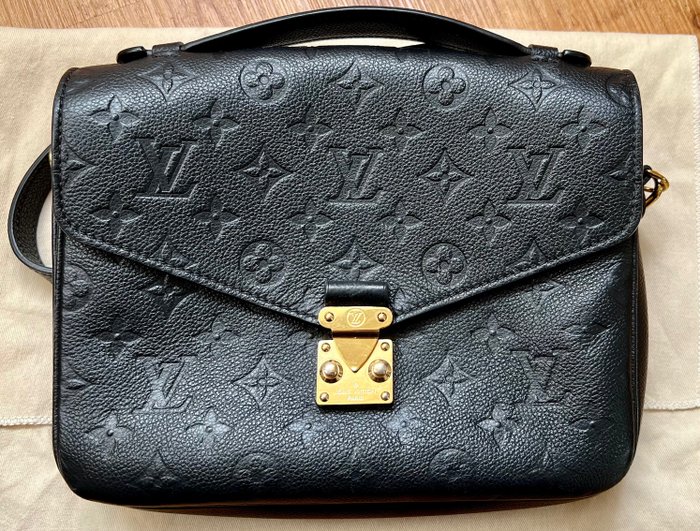 Louis Vuitton pochette metis schoudertas zwart