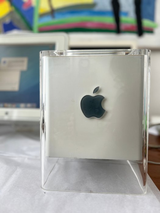 Apple Power Mac G4 Cube+ディスプレイ