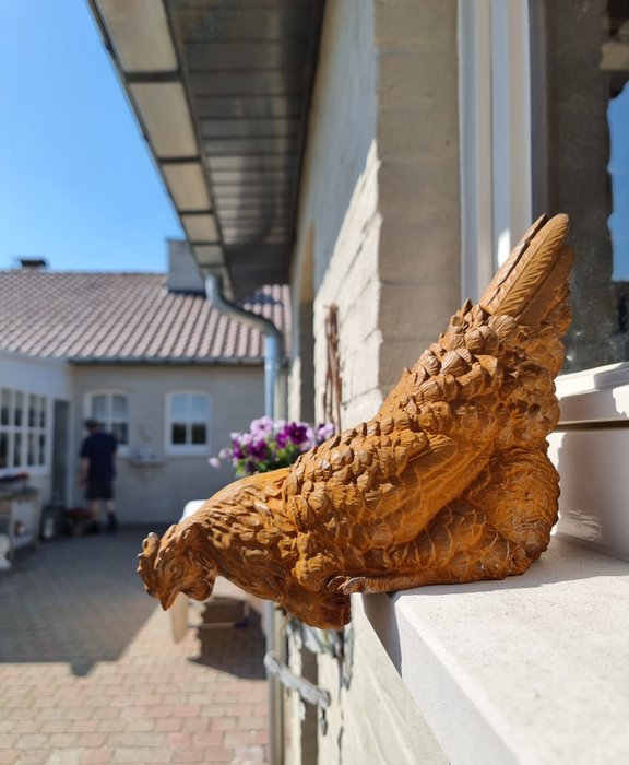Sculptură, Lifesize chicken - 21 cm - Fontă