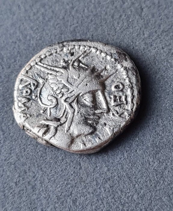 Roman Republic. Q. Fabius Labeo, 123 BC. AR Denarius, Rome - Catawiki