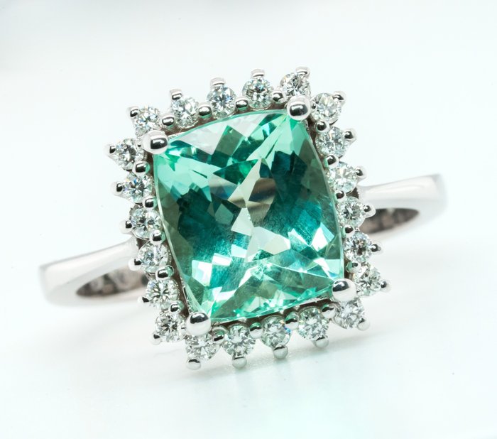 18 karaat Witgoud - Ring - 2.60 ct Smaragd - Pastelgroen (geen olie) en VS-diamanten