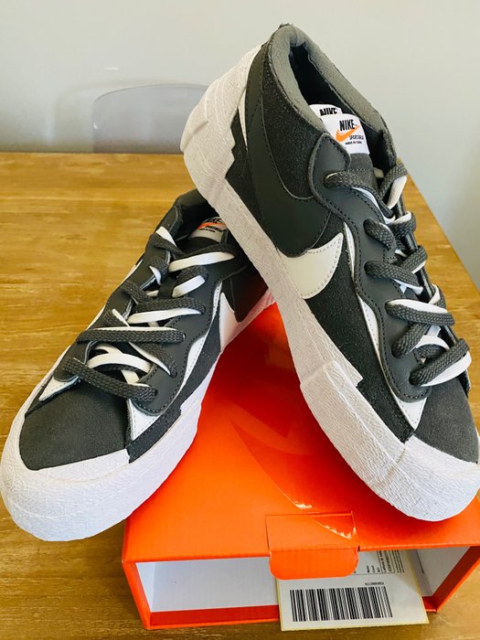Nike - Blazer low Sacai Iron Grey - Scarpe da ginnastica - Taglia: Scarpe / EU 44