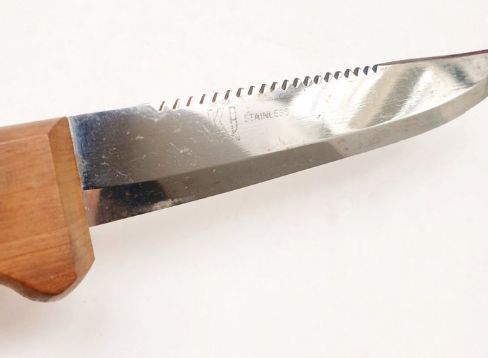 MORA KJ (Krång Johan Eriksson) SWEDEN - KJ Stainless Sweden MORA knife in  its original leather sheath (1) - Brass, Leather, Steel (stainless), Wood -  Catawiki