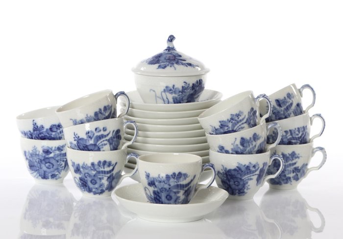 Royal Copenhagen - 12 人用咖啡杯具組 (25) - "Blå blomst" - 瓷器