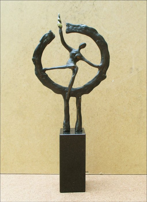 Corrie Ammerlaan Van Niekerk - Artihove - Statua - 24 cm - Metallo bronzato