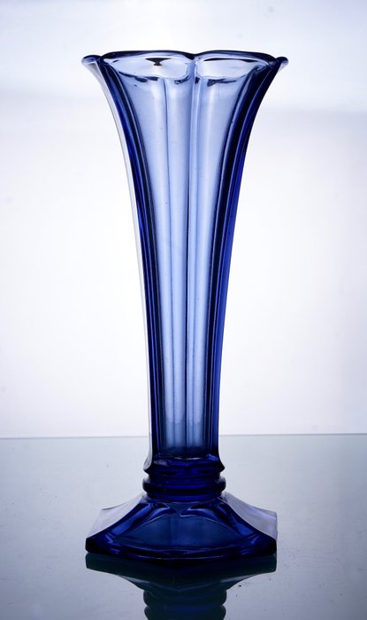 Charles Graffart & Rene Delvenne - Val Saint Lambert - Art Deco Luxval váza "AMÉRICAIN" • szín "Améthyste" • 1935