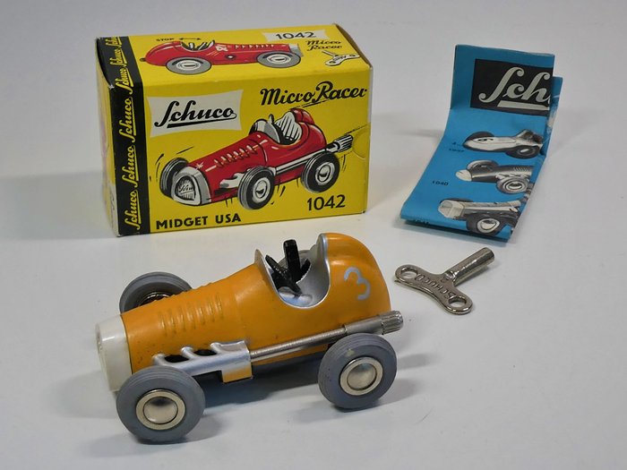 Schuco (Western-Germany) # - 1042 "MIDGET USA" Micro racer, meccanismo a orologeria - 1960-1969 - Germania