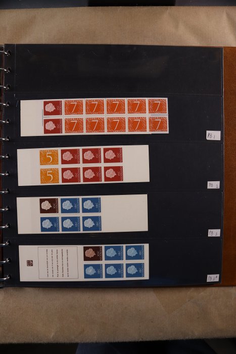 Paesi Bassi 1964/2001 - A collection of machine booklets in 1 Davo LX preprint album + 1 Safe ring binder