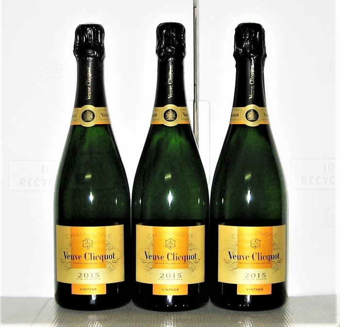 2015 Veuve Clicquot, Veuve Clicquot Vintage - Champagne Brut - 3 Flaschen (0,75 l)