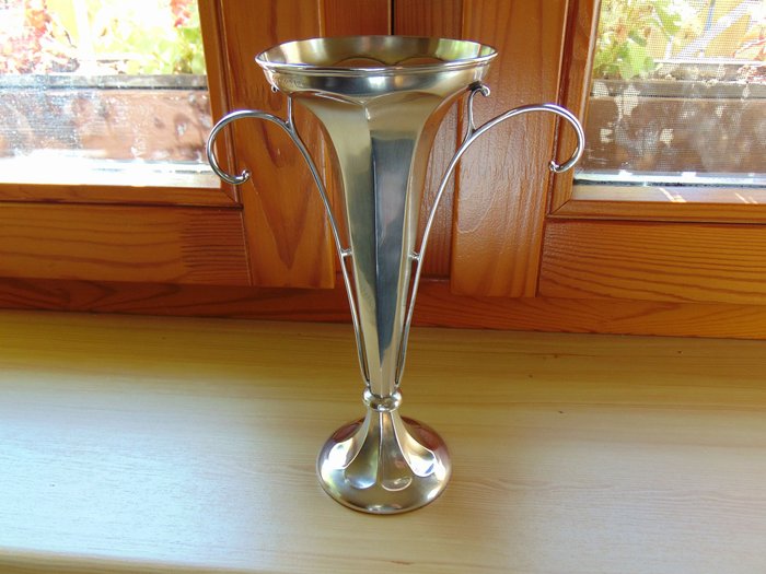 Art Deco Vase - .925 silver - Elkington & Co - Birmingham - 1914