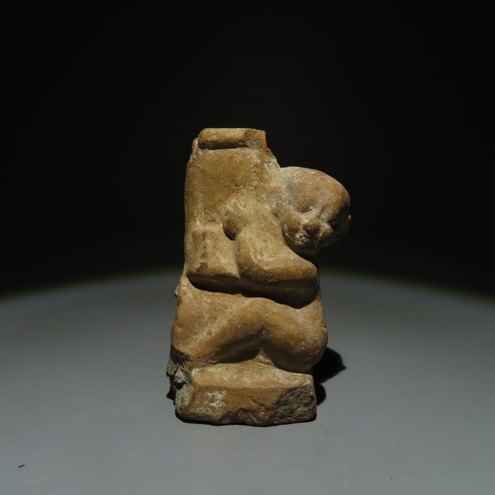 Oud-Egyptisch Terracotta Erotisch figuur. 664 - 332 v.Chr. 7,5 cm H.