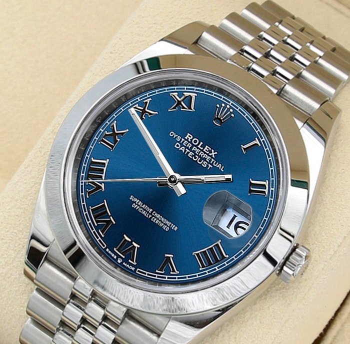 Rolex - Oyster Perpetual Datejust 41 'Blue Roman Dial' - 126300 - Hombre - 2011 - actualidad