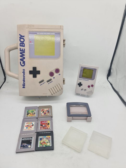 Nintendo DMG-01 1989+Nintendo GB-80 Limited Edition Carrier Case, Aladdin+Racing+Smurphs+Bugs Bunny - Set jocuri video console + jocuri - În cutia originală