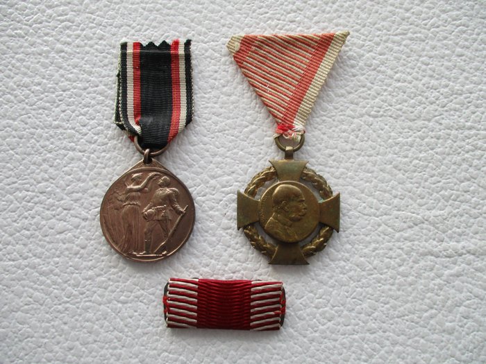 Germania - Austria 2 medaglie prima guerra mondiale 1914 1918 - Medaglia