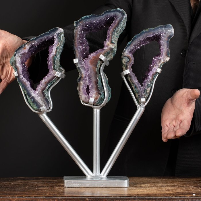 Drusen aus Amethystkristallen Trio aus Amethyst-Geodenscheiben - 415×380×120 mm - 4544 g