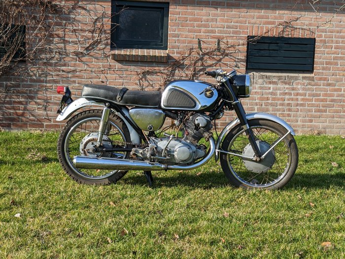 Honda - CB72 - 250 cc - 1960