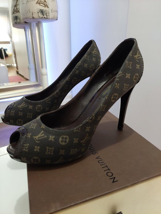 louis vuitton shoes for women chunky heels