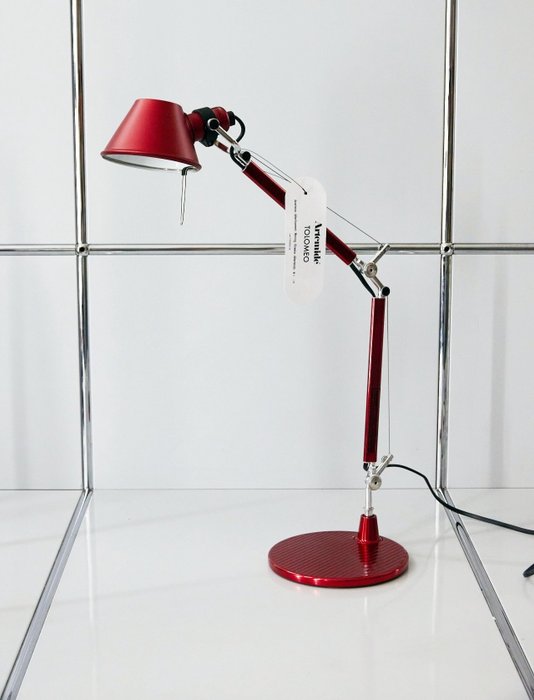 Artemide Michele De Lucchi - Asztali lámpa (1) - Tolomeo mikroasztal - eloxált piros - Alumínium