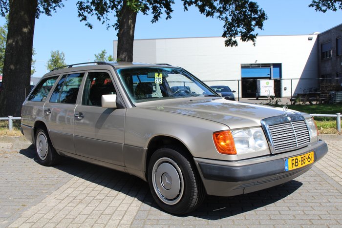 Mercedes-Benz - W124 230TE - 1992