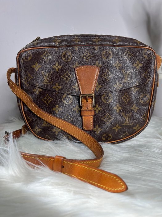 Louis Vuitton - genefille pm Crossbody bag - Catawiki