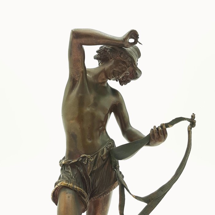 D'après Albert-Ernest Carrier-Belleuse (1824 - 1887) - Skulptur, „Der neapolitanische Tänzer auf der Laute“ - Bronze (patiniert) - Anfang des 20. Jahrhunderts