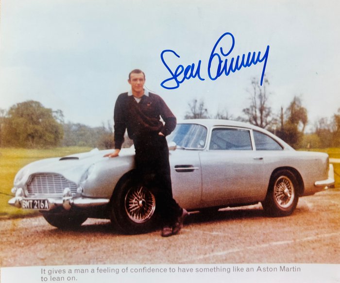 James Bond 007: Goldfinger - Sean Connery (+) with Aston Martin DB5 - Autogram, Fotó, with holographic b'bc COA