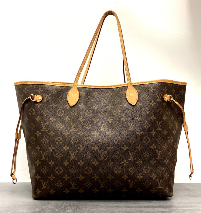 Louis Vuitton - Grand sac plat Handbag - Catawiki