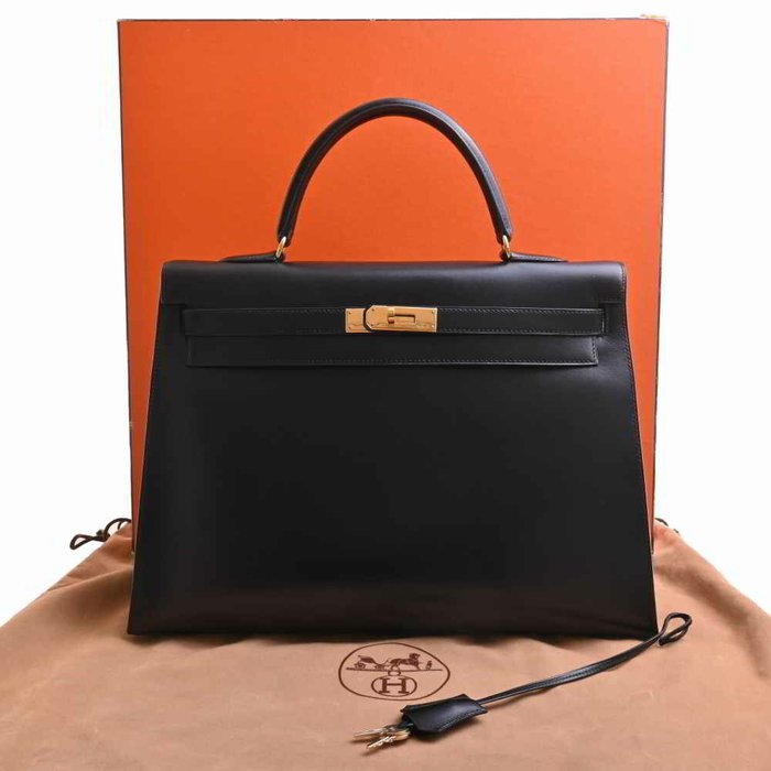 Hermes Kelly Rouge H Taurillon Clemence 32 Shoulder Bags PHW