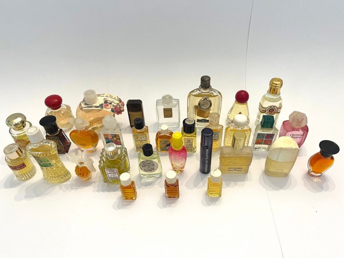 Dr Faust - Neija - Sauzé Frères - Morhange - Roger & Gallet - Collection of  31 rare and very old miniatures bottles of french perfumes (31) - Glass,  Crystal - Catawiki