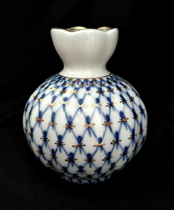 Lomonosov Imperial Porcelain Factory - Teríték - 1. választás! Váza kobaltháló 22 karátos arany - Porcelán