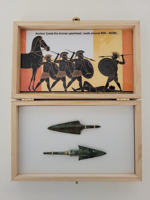 Antico Greco Bronzo Punte di freccia in una bella scatola da esposizione - (0×0×95 mm)