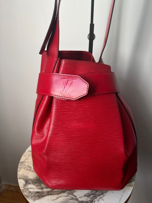 Louis Vuitton Sac De Paule in epi leather, Women's Fashion, Bags