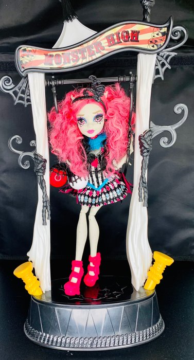 Mattel - Doll Monster High Rochelle Goyle - 2000-present - Catawiki