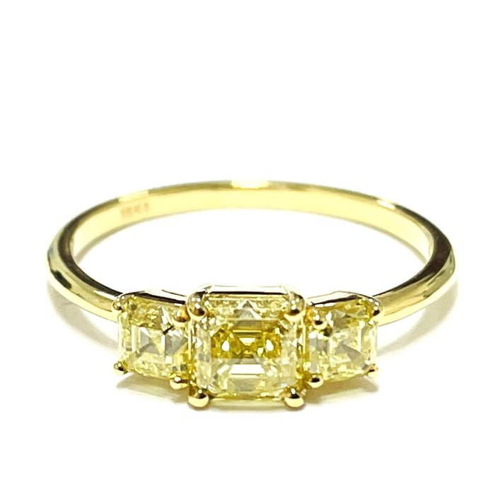 18 quilates Oro amarillo - Anillo - 0.70 ct Diamante - Diamantes, Corte Asscher Natural Fancy Yellow VS2 Certificado AIG