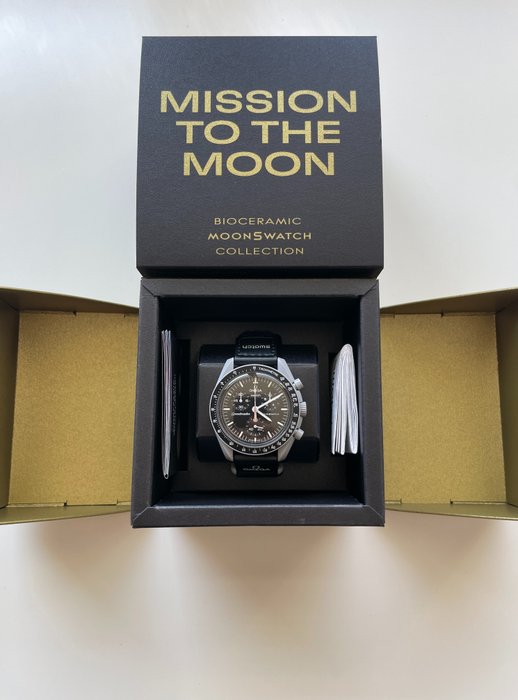 Swatch - MoonSwatch - Mission to Moonshine (Flower Moon