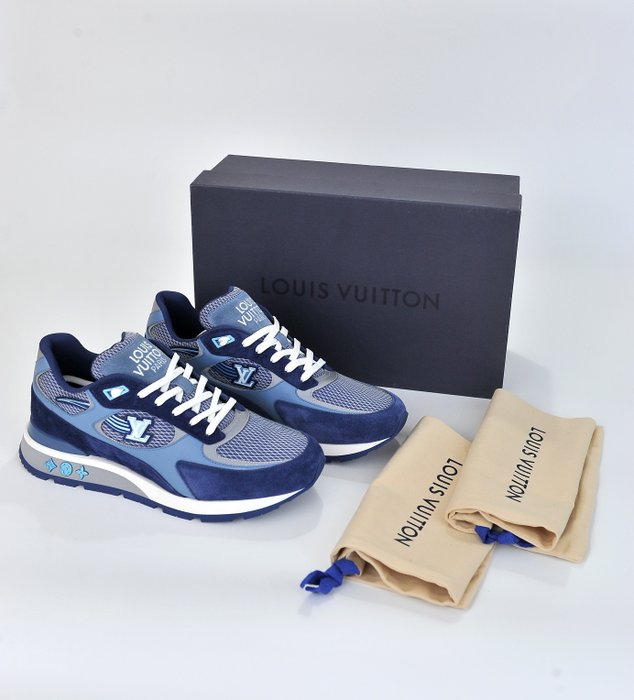 Louis Vuitton - Runaway Sneakers - Maat: Schoenen / EU 44 - Catawiki