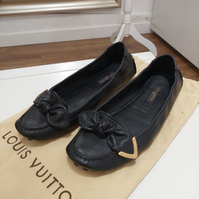 Louis Vuitton - Sandals - Size: Shoes / EU 37.5 - Catawiki